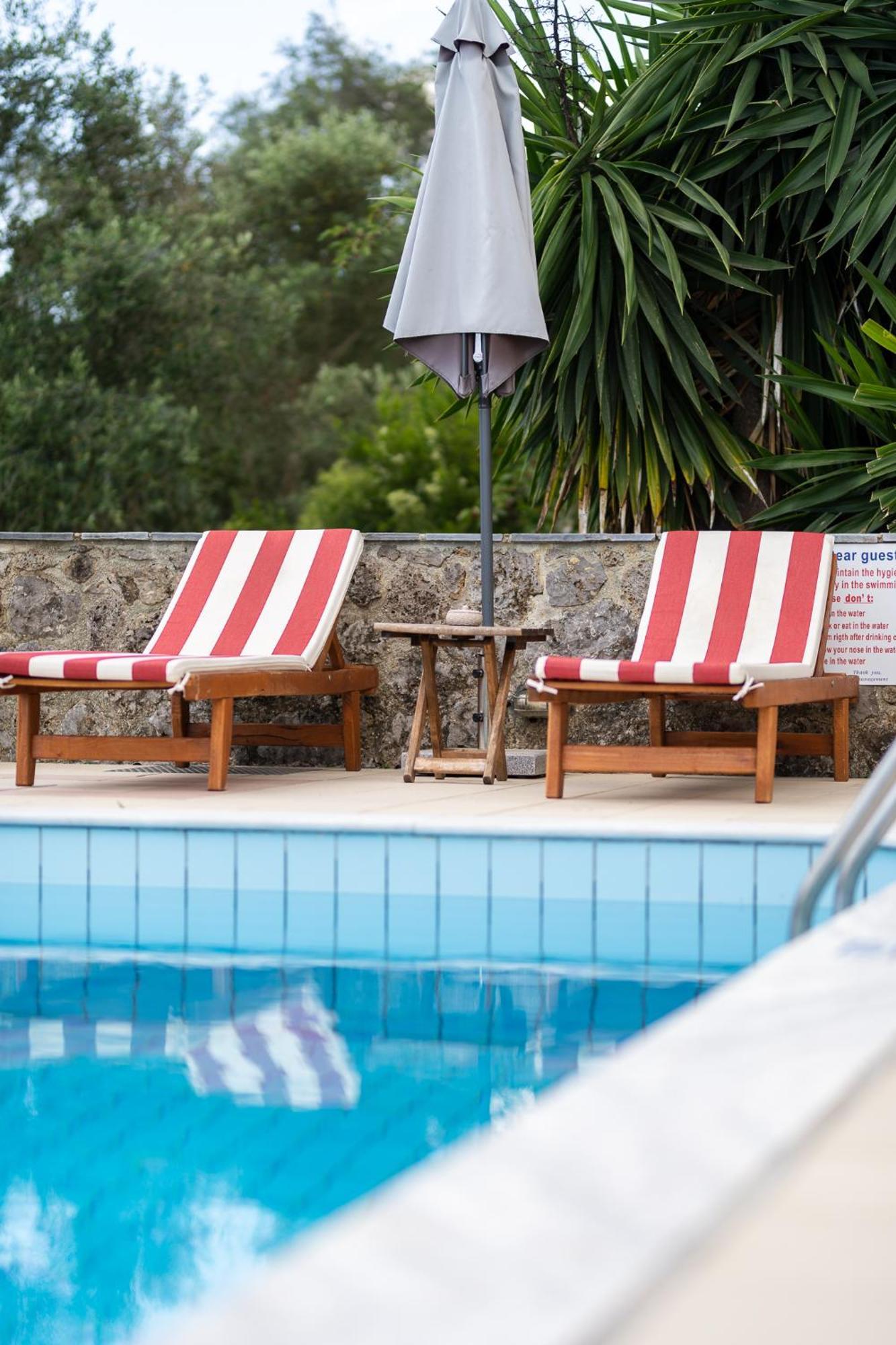 Aparthotel Little Corfu à Dassia  Extérieur photo